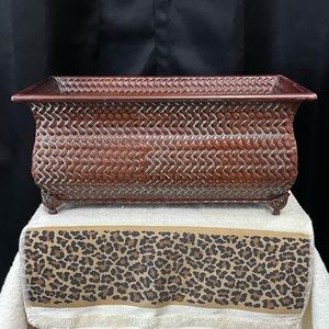 15” Metal Decorative Planter